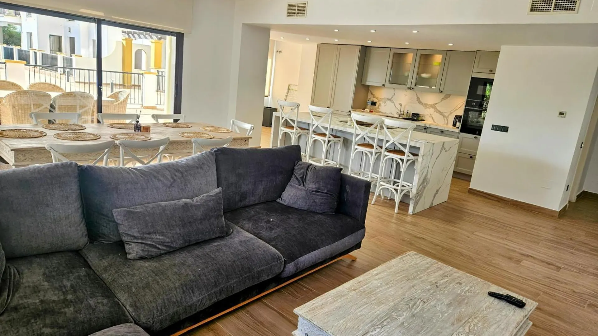 Luxury 3 Bed Apartment Marina De La Duquesa, Huge Terrace Pool Views, 500 Meters To Beach Manilva 0*,  Spanien