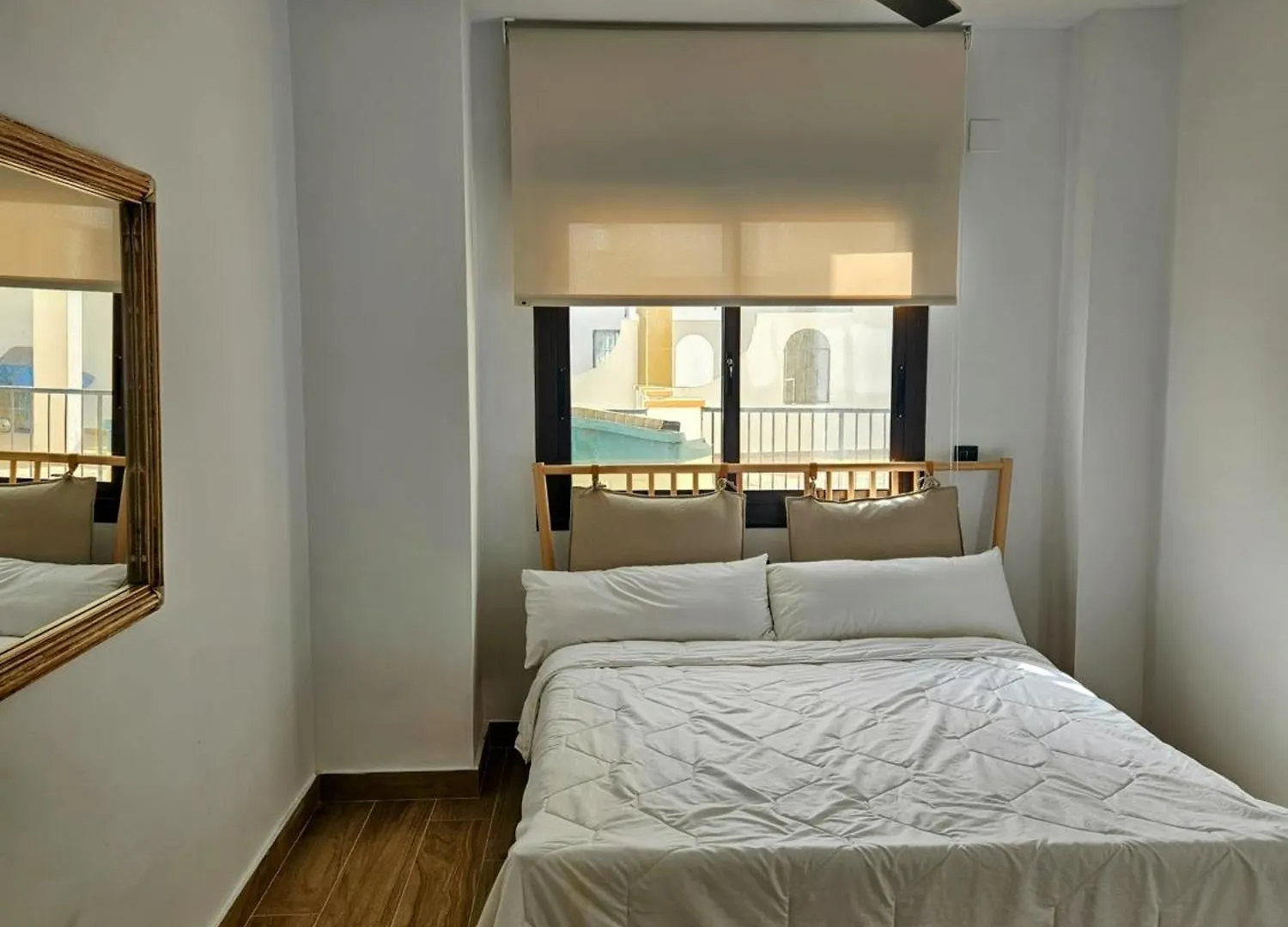 Luxury 3 Bed Apartment Marina De La Duquesa, Huge Terrace Pool Views, 500 Meters To Beach Manilva