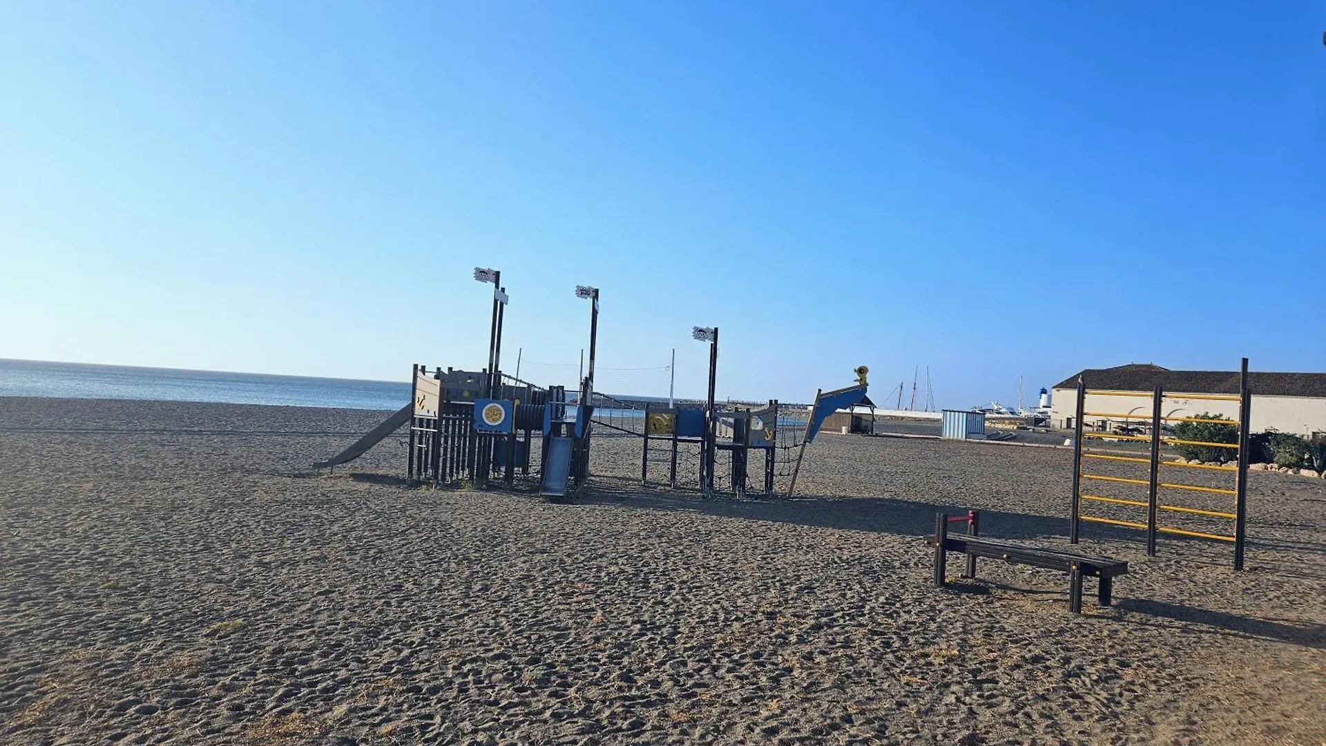 Luxury 3 Bed Apartment Marina De La Duquesa, Huge Terrace Pool Views, 500 Meters To Beach Manilva Spanien