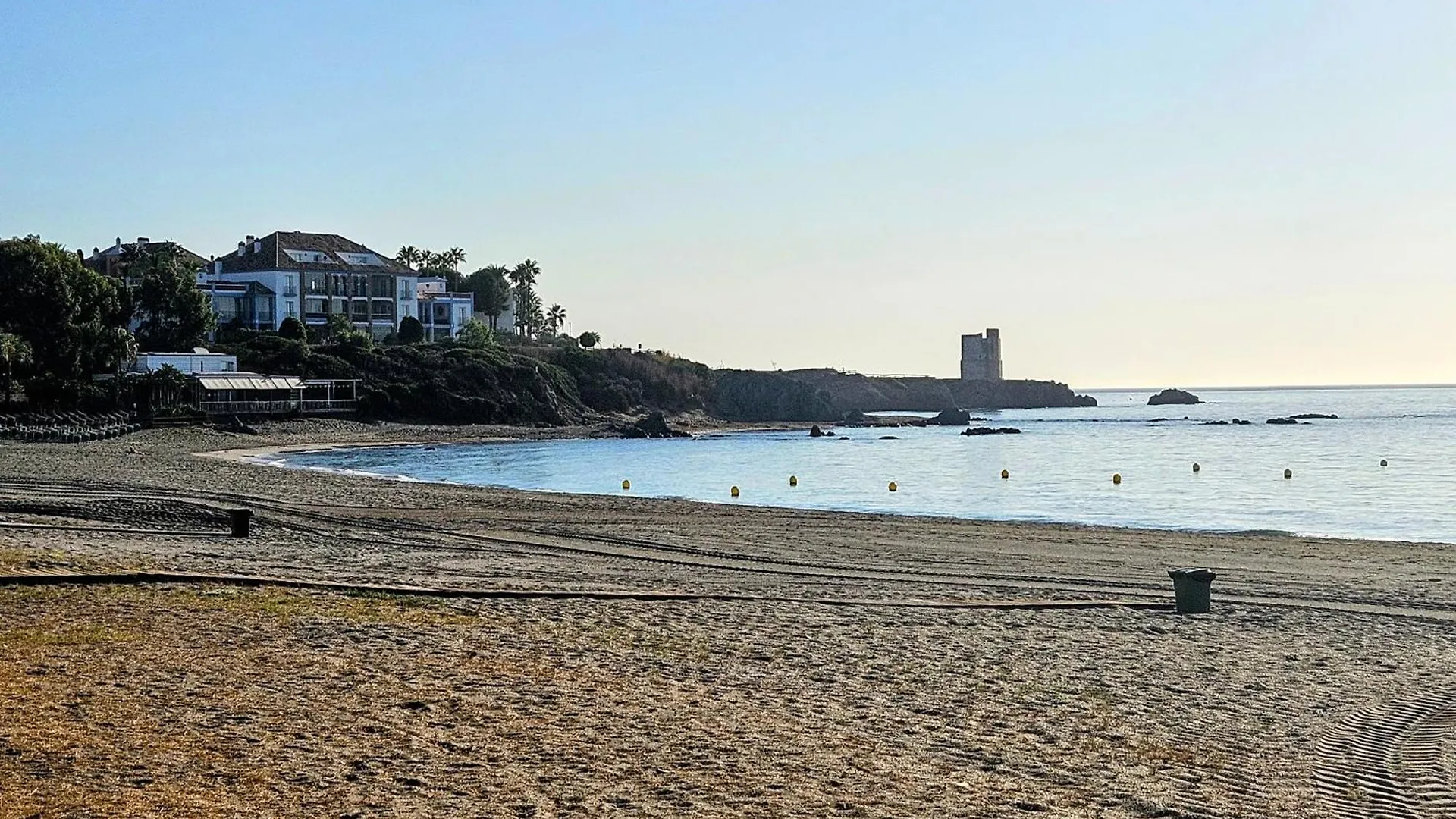 Luxury 3 Bed Apartment Marina De La Duquesa, Huge Terrace Pool Views, 500 Meters To Beach Manilva Spanien